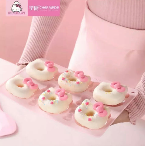 CHEFMADE Pink Silicone Donut Mould